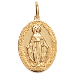 Pendentif en relief de la Vierge en plaqué or jaune 18 carats.