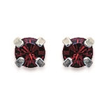 Boucles d'oreilles en argent 925/000 serties d'un cristal de couleur rouge.