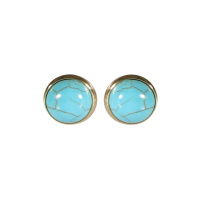 Boucles d'oreilles rondes en acier doré serties d'un cabochon de couleur bleu turquoise.