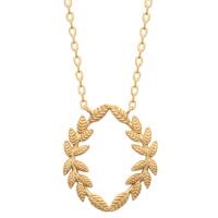 Collier composé d'une chaîne en plaqué or jaune 18 carats et d'un pendentif branche de laurier. Fermoir mousqueton avec anneaux de rappel à 40, 42 et 45 cm.