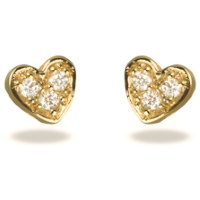 Boucles d'oreilles puces en forme de cœur en plaqué or jaune 18 carats pavées de 3 oxydes de zirconiums blancs.