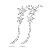 Boucles d'oreilles pendantes étoiles filantes en argent 925/000 rhodié pavées d'oxydes de zirconium blancs.