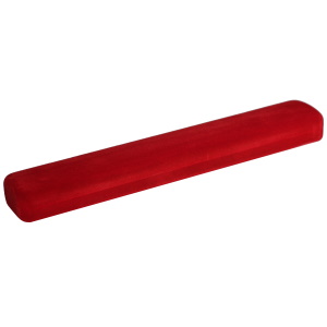 Ecrin boîte cadeau pour bracelet ou gourmette recouvert de velours de couleur rouge.