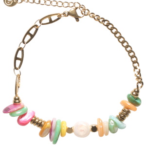 Bracelet composé d'une chaîne avec perles cubiques et cylindriques en acier doré et des pierres de nacre multicolores. Fermoir mousqueton avec 3 cm de rallonge.