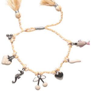 Bracelet composé d'un cordon marron et blanc, de pendants cœur, perles et hippocampe en acier argenté et de pendants fraise, cerise, piment et poisson en acier argenté pavés d'émail de couleur.
