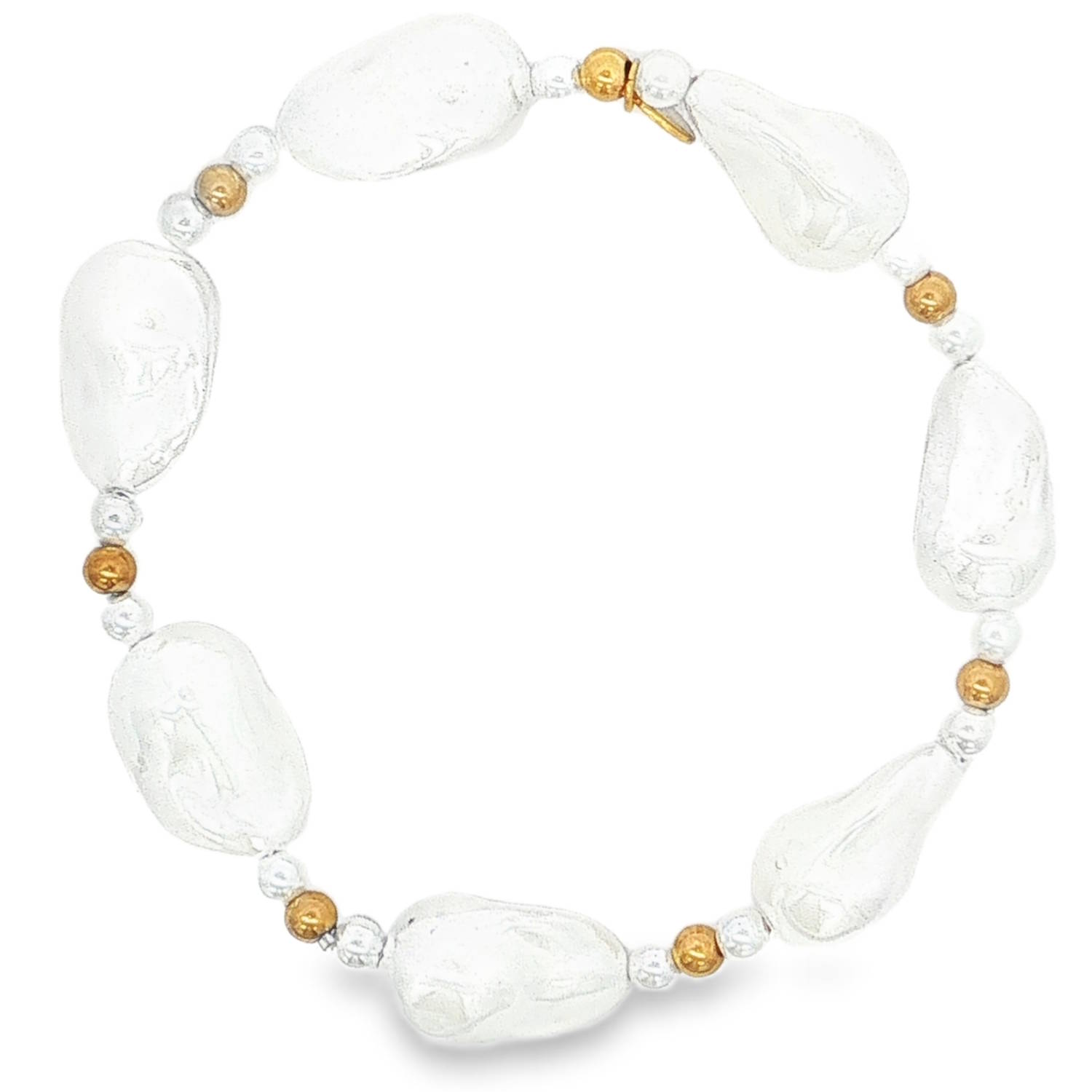 Ce bracelet élastique se distingue par son allure organique et sophistiquée. Il joue sur les contrastes de formes et de couleurs pour créer une pièce à la fois moderne et intemporelle.<br/>Le bracelet est composé de sept grandes perles baroques aux formes irrégulières et uniques, évoquant la beauté brute des perles d'eau douce ou du verre poli par la mer.<br/>Entre chaque perle, on retrouve un agencement rythmé de petites perles rondes en acier inoxydable et de petites perles d'imitation, apportant une touche de chaleur à l'ensemble. Elastique Perle Adolescent Adulte Femme Fille Indémodable Ce bracelet élastique se distingue par son allure organique et sophistiquée. Il joue sur les contrastes de formes et de couleurs pour créer une pièce à la fois moderne et intemporelle.<br/>Le bracelet est composé de sept grandes perles baroques aux formes irrégulières et uniques, évoquant la beauté brute des perles d'eau douce ou du verre poli par la mer.<br/>Entre chaque perle, on retrouve un agencement rythmé de petites perles rondes en acier inoxydable et de petites perles d'imitation, apportant une touche de chaleur à l'ensemble. Elastique Perle Adolescent Adulte Femme Fille Indémodable