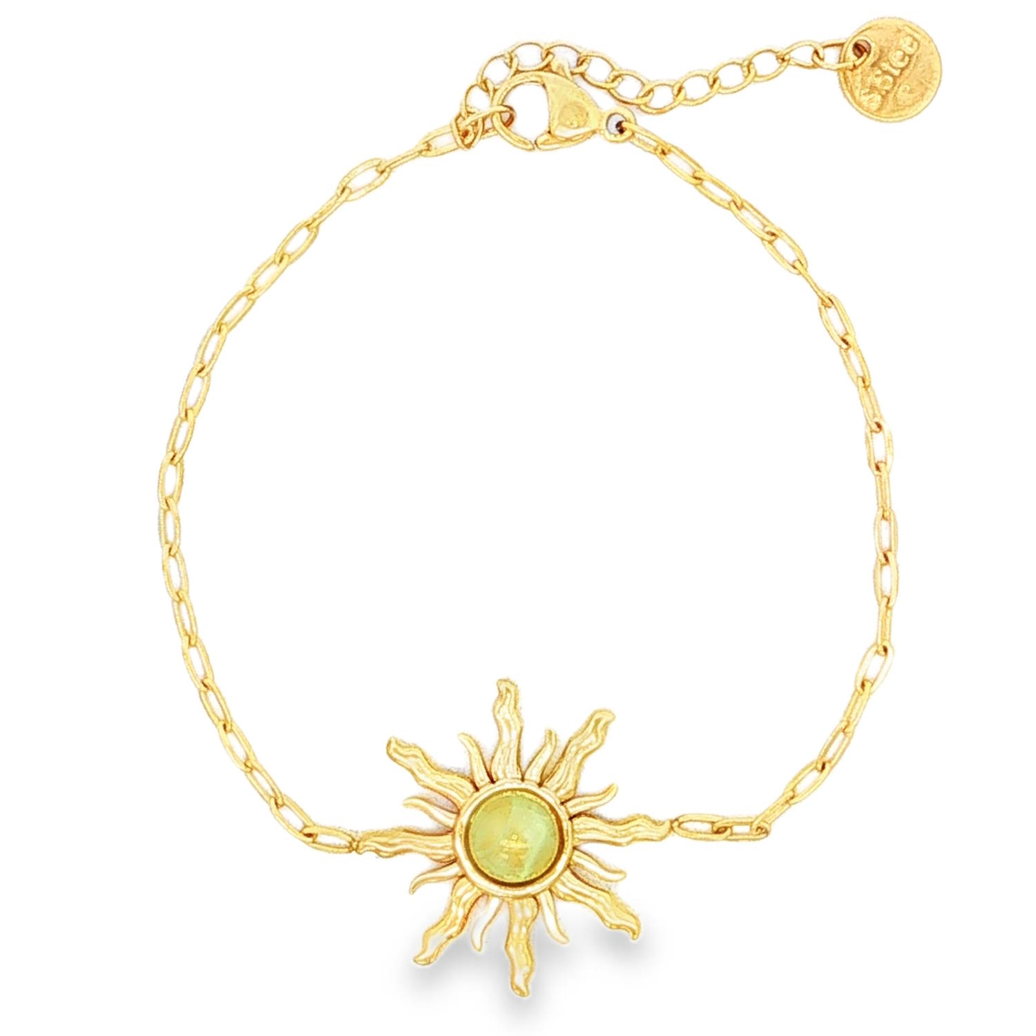Apportez une touche de lumière et de poésie à votre poignet avec ce magnifique bracelet d'inspiration céleste. Conçu pour durer, il allie l'éclat chaleureux du doré à la robustesse d'un matériau moderne.<br/>Un superbe pendentif en forme de soleil texturé aux rayons ondulés, symbole de force et de clarté. Au cœur de ce soleil est sertie une délicate pierre cabochon verte aux reflets doux et opalescents.<br/>Équipé d'une chaînette d'extension pour s'adapter parfaitement à toutes les morphologies de poignets. Rond Soleil Adolescent Adulte Eté Femme Fille Nature Printemps Apportez une touche de lumière et de poésie à votre poignet avec ce magnifique bracelet d'inspiration céleste. Conçu pour durer, il allie l'éclat chaleureux du doré à la robustesse d'un matériau moderne.<br/>Un superbe pendentif en forme de soleil texturé aux rayons ondulés, symbole de force et de clarté. Au cœur de ce soleil est sertie une délicate pierre cabochon verte aux reflets doux et opalescents.<br/>Équipé d'une chaînette d'extension pour s'adapter parfaitement à toutes les morphologies de poignets. Rond Soleil Adolescent Adulte Eté Femme Fille Nature Printemps