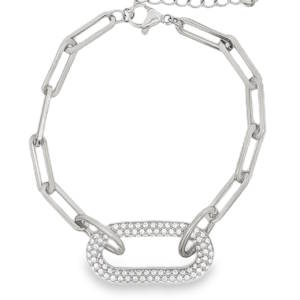 Rehaussez votre style avec ce bracelet chaîne en acier argenté, un bijou qui allie simplicité et éclat. La chaîne, d'une brillance chaleureuse, est mise en valeur par un ornement en forme de ovale serti de strass incolores taille brillant, ajoutant une touche de luxe discret. Un accessoire idéal pour illuminer votre quotidien. Fermoir mousqueton avec 3 cm de rallonge.
