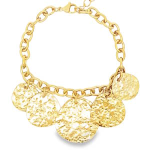 Ce bracelet à breloques en acier doré se distingue par son allure à la fois classique et moderne. Chaque breloque ronde, finement texturée, apporte une dimension tactile et visuelle unique. Le bracelet, réalisé en acier doré, rayonne d'une chaleur et d'un éclat subtils, parfait pour rehausser toute tenue avec une touche d'élégance discrète. Fermoir mousqueton avec 3 cm de rallonge.