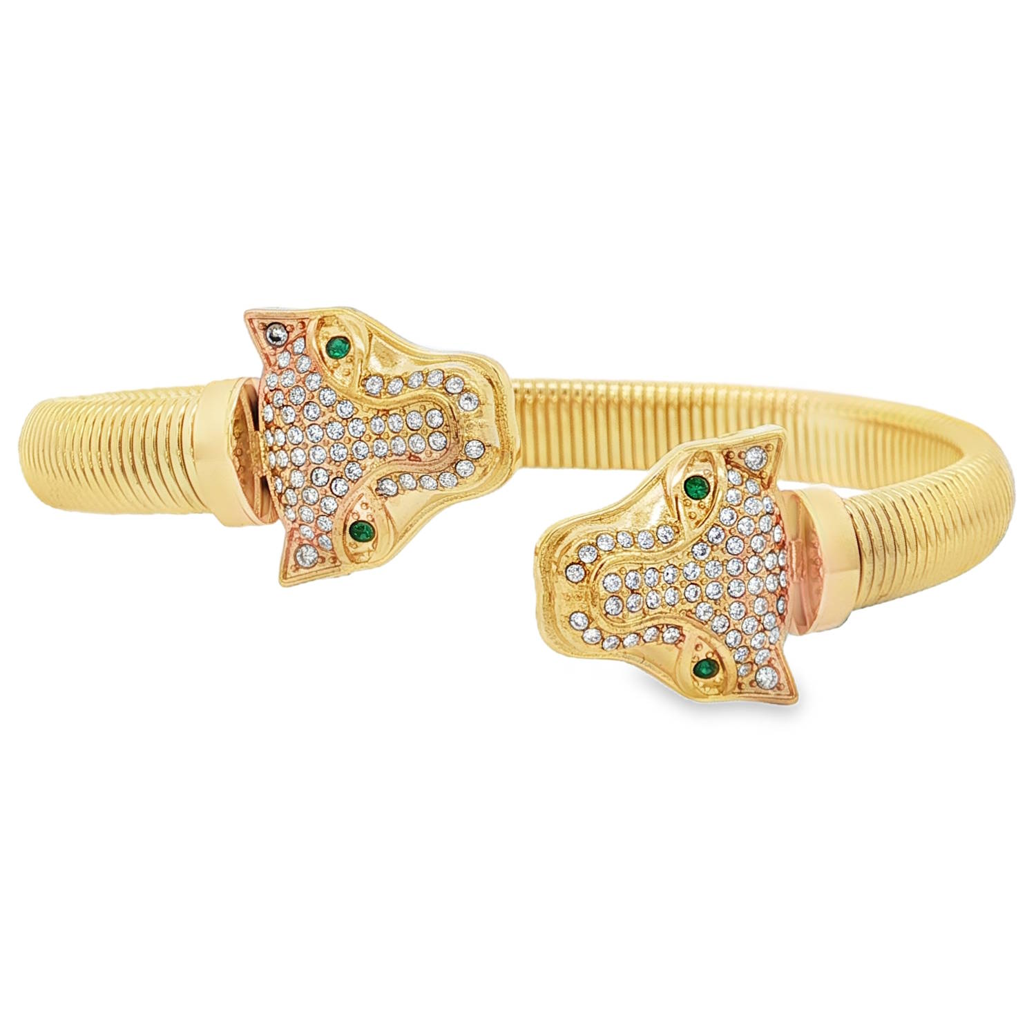 Rehaussez votre style avec ce bracelet jonc exquis en acier doré.<br/>Il présente des motifs de tête de félin ornés de cristaux incolores taille brillant.<br/>Les yeux sont rehaussés d'émeraudes d'imitation taille cabochon, ajoutant une touche de couleur éclatante.<br/>Ce bracelet, avec son design distinctif et sa qualité artisanale, est un accessoire de luxe qui ne manquera pas de faire tourner les têtes. Jonc Strass Tigre Adolescent Adulte Animaux Femme Fille Indémodable Nature Rehaussez votre style avec ce bracelet jonc exquis en acier doré.<br/>Il présente des motifs de tête de félin ornés de cristaux incolores taille brillant.<br/>Les yeux sont rehaussés d'émeraudes d'imitation taille cabochon, ajoutant une touche de couleur éclatante.<br/>Ce bracelet, avec son design distinctif et sa qualité artisanale, est un accessoire de luxe qui ne manquera pas de faire tourner les têtes. Jonc Strass Tigre Adolescent Adulte Animaux Femme Fille Indémodable Nature