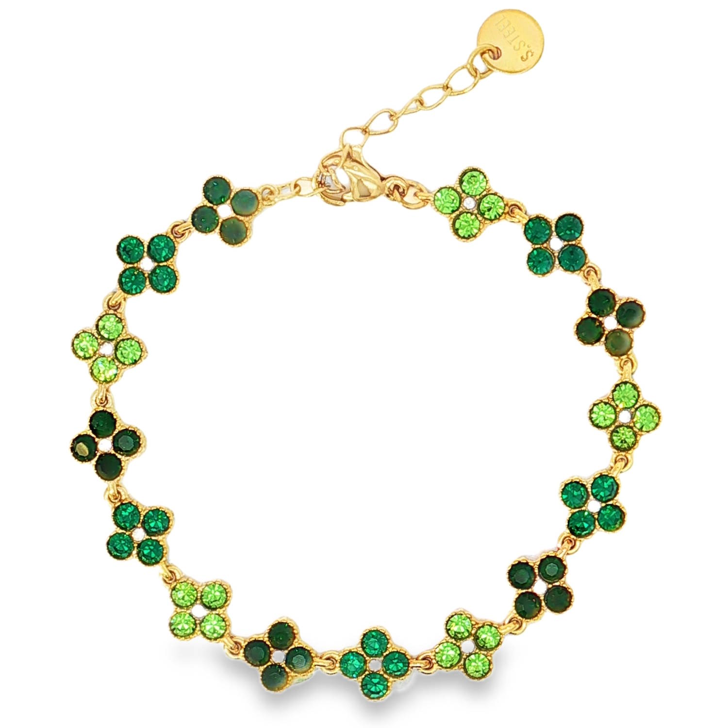 Sublime bracelet chaîne en acier doré, orné de cristaux ronds de couleur vert.<br/>Chaque cristal, taillé avec une brillance exceptionnelle, reflète une clarté VVS.<br/>Un bijou d'une symétrie parfaite, conçu avec un polissage soigné pour un éclat maximal.<br/>Cette pièce révèle une composition artistique où chaque détail souligne l'élégance et le raffinement.<br/>Fermoir mousqueton avec 3 cm de rallonge. Strass Trèfle Adolescent Adulte Automne Femme Fille Hiver Symboles Sublime bracelet chaîne en acier doré, orné de cristaux ronds de couleur vert.<br/>Chaque cristal, taillé avec une brillance exceptionnelle, reflète une clarté VVS.<br/>Un bijou d'une symétrie parfaite, conçu avec un polissage soigné pour un éclat maximal.<br/>Cette pièce révèle une composition artistique où chaque détail souligne l'élégance et le raffinement.<br/>Fermoir mousqueton avec 3 cm de rallonge. Strass Trèfle Adolescent Adulte Automne Femme Fille Hiver Symboles