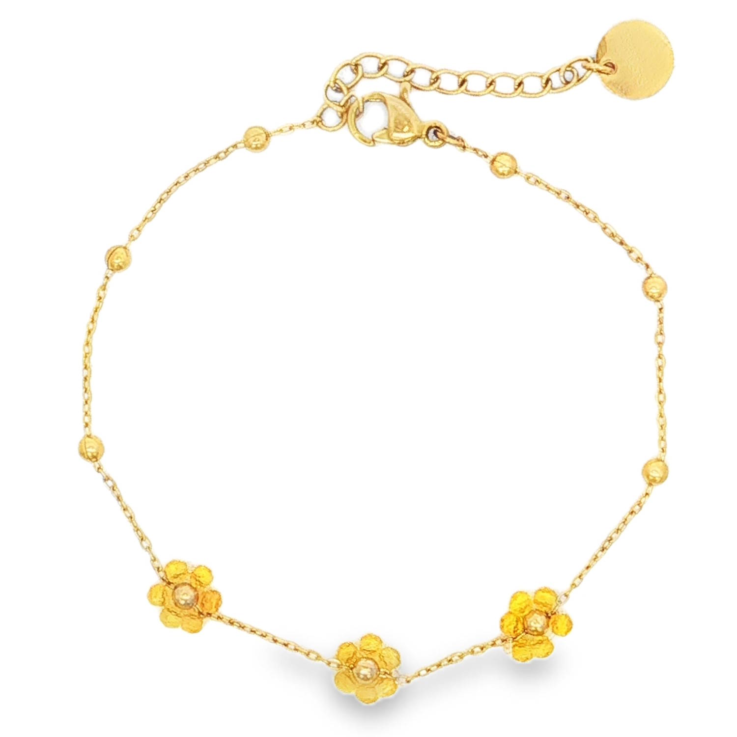Ce bracelet est un accessoire délicat qui allie la robustesse de l'acier à la fraîcheur d'un design printanier. C’est la pièce idéale pour apporter une touche de couleur subtile à votre poignet.<br/>Le bracelet est orné de trois charmantes petites fleurs. Chaque fleur est composée de pétales en perles facettées de couleur jaune, entourant un cœur doré qui capte la lumière.<br/>La monture est une chaîne fine en maille forçat en acier doré, ponctuée de petites billes dorées intégrées pour un relief élégant et un style rosaire revisité.<br/>Équipé d'une chaînette d'extension permettant de régler la longueur pour l'adapter parfaitement à toutes les morphologies de poignet. Perle Adolescent Adulte Femme Fille Fleurs Indémodable Nature Ce bracelet est un accessoire délicat qui allie la robustesse de l'acier à la fraîcheur d'un design printanier. C’est la pièce idéale pour apporter une touche de couleur subtile à votre poignet.<br/>Le bracelet est orné de trois charmantes petites fleurs. Chaque fleur est composée de pétales en perles facettées de couleur jaune, entourant un cœur doré qui capte la lumière.<br/>La monture est une chaîne fine en maille forçat en acier doré, ponctuée de petites billes dorées intégrées pour un relief élégant et un style rosaire revisité.<br/>Équipé d'une chaînette d'extension permettant de régler la longueur pour l'adapter parfaitement à toutes les morphologies de poignet. Perle Adolescent Adulte Femme Fille Fleurs Indémodable Nature