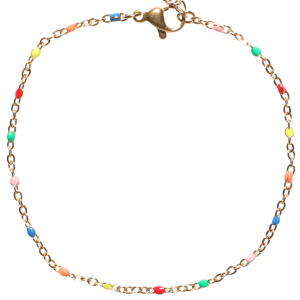 Bracelet composé d'une chaîne en acier doré et de perles en émail multicolores. Fermoir mousqueton avec 3 cm de rallonge.