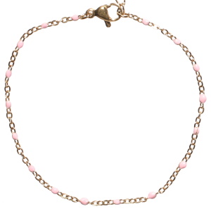 Bracelet composé d'une chaîne en acier doré et de perles en émail de couleur rose. Fermoir mousqueton avec 3 cm de rallonge.