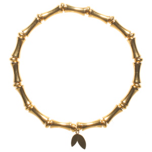 Bracelet élastique avec un pendant en forme de papillon en acier doré.