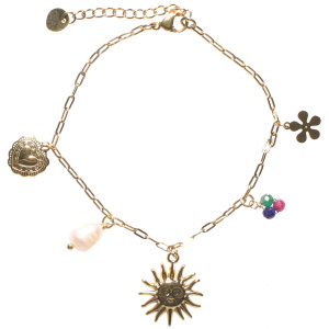 Bracelet composé d'une chaîne avec breloques en forme de soleil avec visage, d'un cœur et d'une fleur en acer doré et d'un pendant en perle d'imitation et de trois perles multicolores. Fermoir mousqueton avec 3 cm de rallonge.