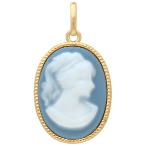 Pendentif camée représentant une femme serti sur un médaillon ovale en plaqué or jaune 18 carats 