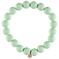 Bracelet élastique composé d'un fil de nylon et de perles de couleur verte.