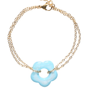 Bracelet composé d'une double chaîne en acier doré et d'une fleur de couleur bleue. Fermoir mousqueton avec 3 cm de rallonge.