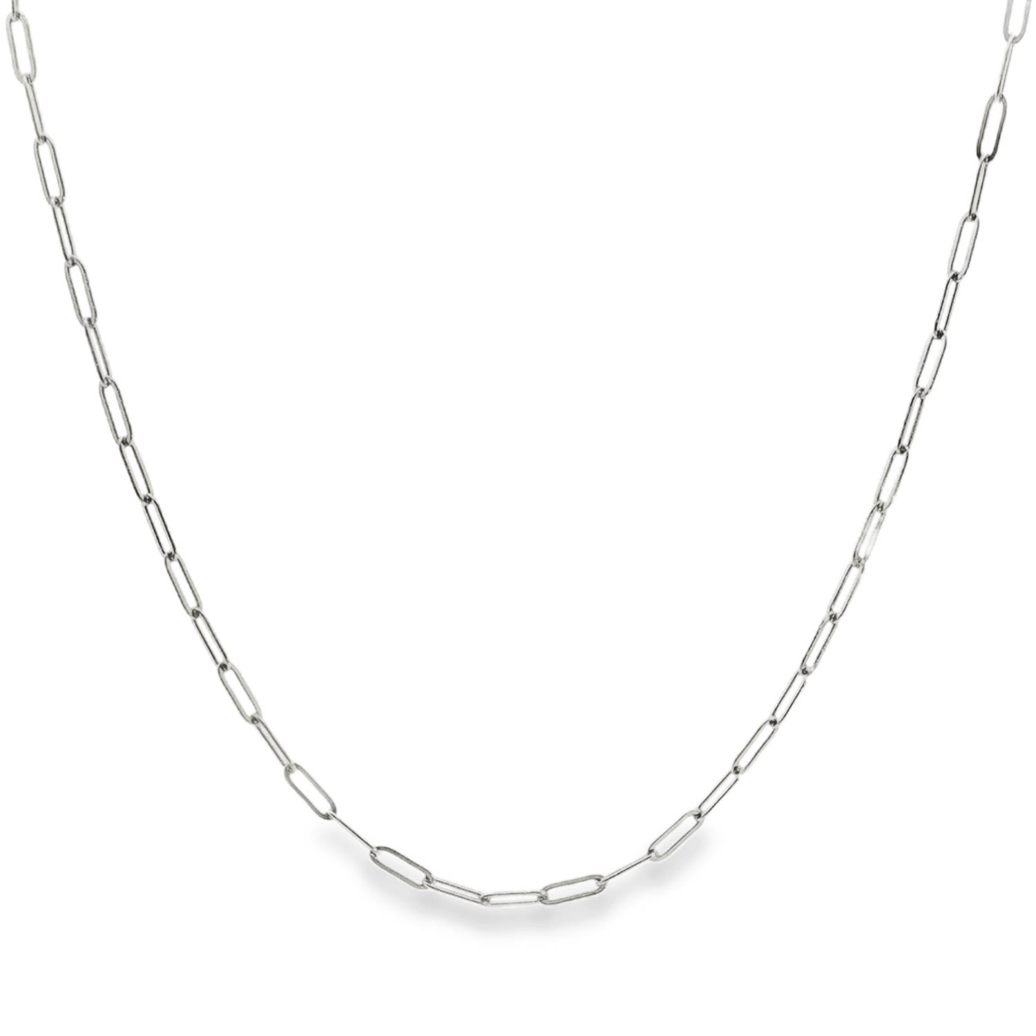 Découvrez cette élégante chaîne en acier argenté, un classique revisité avec une touche de modernité.<br/>Ses maillons allongés et brillants captent la lumière, offrant un éclat subtil et raffiné.<br/>Parfaite pour sublimer votre décolleté ou accompagner un pendentif, cette chaîne est un bijou intemporel qui apportera une note de sophistication à toutes vos tenues.<br/>Fermoir mousqueton avec 5 cm de rallonge. Adolescent Adulte Femme Fille Indémodable Découvrez cette élégante chaîne en acier argenté, un classique revisité avec une touche de modernité.<br/>Ses maillons allongés et brillants captent la lumière, offrant un éclat subtil et raffiné.<br/>Parfaite pour sublimer votre décolleté ou accompagner un pendentif, cette chaîne est un bijou intemporel qui apportera une note de sophistication à toutes vos tenues.<br/>Fermoir mousqueton avec 5 cm de rallonge. Adolescent Adulte Femme Fille Indémodable