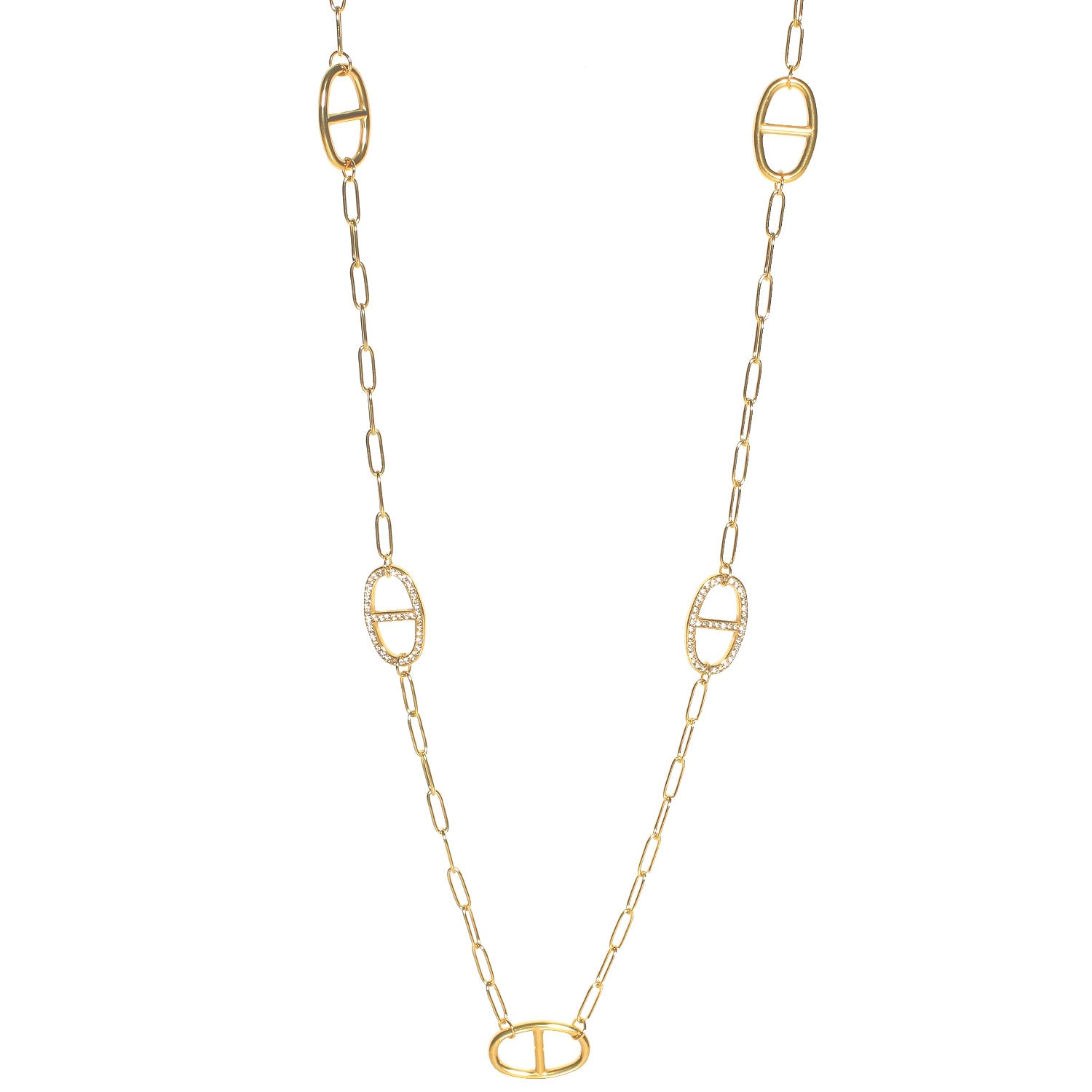 Ce collier incarne l'élégance moderne avec un design à la fois épuré et sophistiqué. Conçu en acier inoxydable de haute qualité, il offre une brillance durable et une résistance optimale au quotidien.<br/>Le collier est rythmé par cinq maillons ovales inspirés du design iconique grain de café.<br/>Pour un contraste raffiné, deux de ces motifs sont délicatement sertis de cristaux brillants, captant la lumière à chaque mouvement, tandis que les trois autres affichent un fini poli miroir lisse.<br/>Sa longueur de type sautoir permet de le porter seul pour un look minimaliste chic, ou en superposition pour un style plus audacieux. Grain de café Strass Adolescent Adulte Femme Fille Indémodable Ce collier incarne l'élégance moderne avec un design à la fois épuré et sophistiqué. Conçu en acier inoxydable de haute qualité, il offre une brillance durable et une résistance optimale au quotidien.<br/>Le collier est rythmé par cinq maillons ovales inspirés du design iconique grain de café.<br/>Pour un contraste raffiné, deux de ces motifs sont délicatement sertis de cristaux brillants, captant la lumière à chaque mouvement, tandis que les trois autres affichent un fini poli miroir lisse.<br/>Sa longueur de type sautoir permet de le porter seul pour un look minimaliste chic, ou en superposition pour un style plus audacieux. Grain de café Strass Adolescent Adulte Femme Fille Indémodable