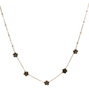 Collier composé d'une chaîne en acier doré avec des fleurs pavées d'émail de couleur noir. Fermoir mousqueton avec 5 cm de rallonge.