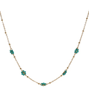 Collier composé d'une chaîne en acier doré avec des fleurs de perles de couleur verte. Fermoir mousqueton avec 5 cm de rallonge.