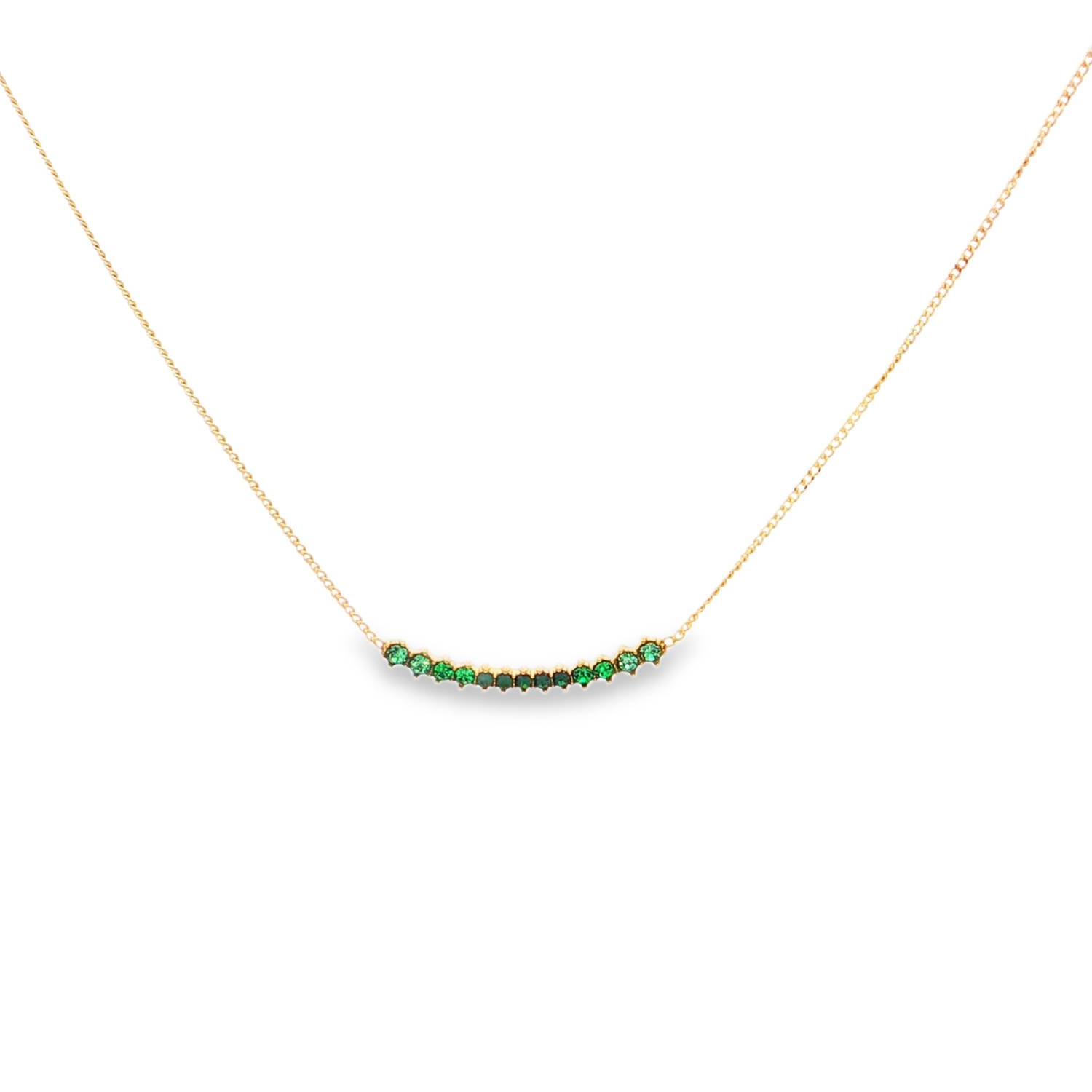 Ce collier élégant en acier doré se distingue par une chaîne, mettant en valeur un pendentif raffiné. Au cœur du design réside des strass, affichant une clarté exceptionnelle et une nuance de vert intense. Une pièce intemporelle alliant sophistication et finesse artisanale.<br/>Fermoir mousqueton avec 5 cm de rallonge. Strass Adolescent Adulte Eté Femme Fille Printemps Ce collier élégant en acier doré se distingue par une chaîne, mettant en valeur un pendentif raffiné. Au cœur du design réside des strass, affichant une clarté exceptionnelle et une nuance de vert intense. Une pièce intemporelle alliant sophistication et finesse artisanale.<br/>Fermoir mousqueton avec 5 cm de rallonge. Strass Adolescent Adulte Eté Femme Fille Printemps
