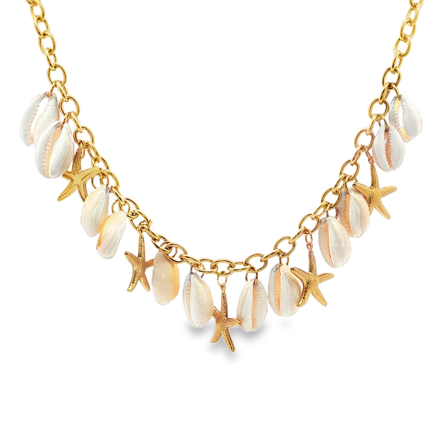 Apportez un souffle marin et une touche d'éclat à votre décolleté avec ce magnifique collier à charms. Inspiré par la beauté des rivages lointains, ce bijou capture l'essence de l'été et du voyage.<br/>Ce collier se distingue par son accumulation généreuse de breloques alternant entre coquillages naturels (cauris) de couleur blanc crème avec des reflets naturels et des étoiles de mer finement ciselées en acier doré.<br/>Un mousqueton sécurisé accompagné d'une chaînette d'extension, permettant d'ajuster parfaitement la taille à votre morphologie. Coquillage Etoile Adolescent Adulte Animaux Eté Femme Fille Nature Printemps Apportez un souffle marin et une touche d'éclat à votre décolleté avec ce magnifique collier à charms. Inspiré par la beauté des rivages lointains, ce bijou capture l'essence de l'été et du voyage.<br/>Ce collier se distingue par son accumulation généreuse de breloques alternant entre coquillages naturels (cauris) de couleur blanc crème avec des reflets naturels et des étoiles de mer finement ciselées en acier doré.<br/>Un mousqueton sécurisé accompagné d'une chaînette d'extension, permettant d'ajuster parfaitement la taille à votre morphologie. Coquillage Etoile Adolescent Adulte Animaux Eté Femme Fille Nature Printemps