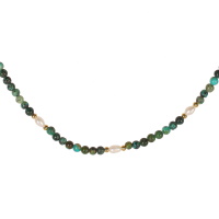 Collier composé de perles en acier doré, de perles de nacre et de perles en véritable pierre de pin africain. Fermoir mousqueton en acier doré avec 7 cm de rallonge.