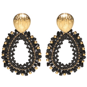 Boucles d'oreilles pendantes composées d'une puce ovale en acier doré et d'un cercle ovale surmonté de perles en acier doré et de perles de couleur noire.