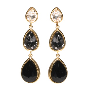 Boucles d'oreilles pendantes composées de gouttes en acier doré serties de cristaux noirs et blancs.