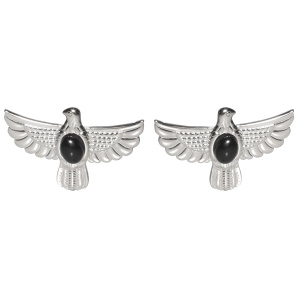 Boucles d'oreilles en forme d'aigle en acier argenté surmontées de cabochon de couleur noir.