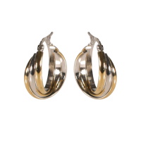 Boucles d'oreilles créoles en forme de trois rangs croisés en acier doré et argenté.