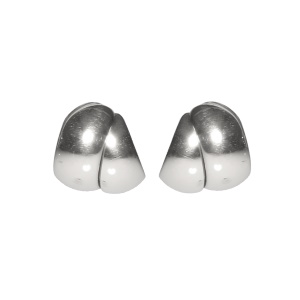 Boucles d'oreilles double créoles en acier argenté.