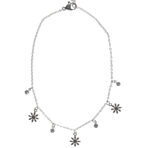 Bracelet chaîne de cheville composé d'une chaîne avec pampilles en forme de fleur en acier argenté et pampilles rondes serties de cristaux. Fermoir mousqueton avec 4 cm de rallonge.