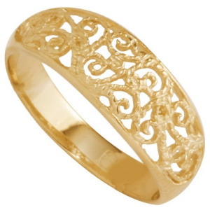 Superbe bague avec motifs ajourés en plaqué or jaune 18 carats.