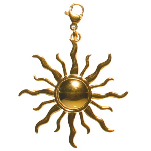 Pendentif breloque charm's pour bracelet et collier en forme de soleil en acier doré. Accroche avec fermoir mousqueton.