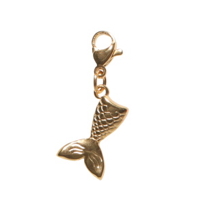 Breloque charm's en forme de queue de poisson en acier doré. Concevez vos propres bijoux grâce à nos charm's. Ajoutez-les à vos bracelets ou colliers et apportez votre propre style et votre touche personnelle à vos bijoux.
