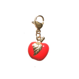 Breloque charm's en acier doré avec une pomme pavée d'émail de couleur. Concevez vos propres bijoux grâce à nos charm's. Ajoutez-les à vos bracelets ou colliers et apportez votre propre style et votre touche personnelle à vos bijoux.