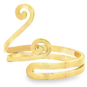 Cette bague pour phalange en acier doré offre un design unique et artistique. Avec ses lignes fluides et sa forme sculpturale, elle ajoute une touche d'originalité à votre style. Parfaite pour ceux qui apprécient l'élégance subtile et l'artisanat raffiné.