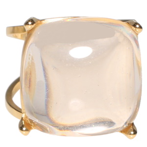 Bague en acier doré sertie griffes d'une pierre transparente. Taille ajustable.