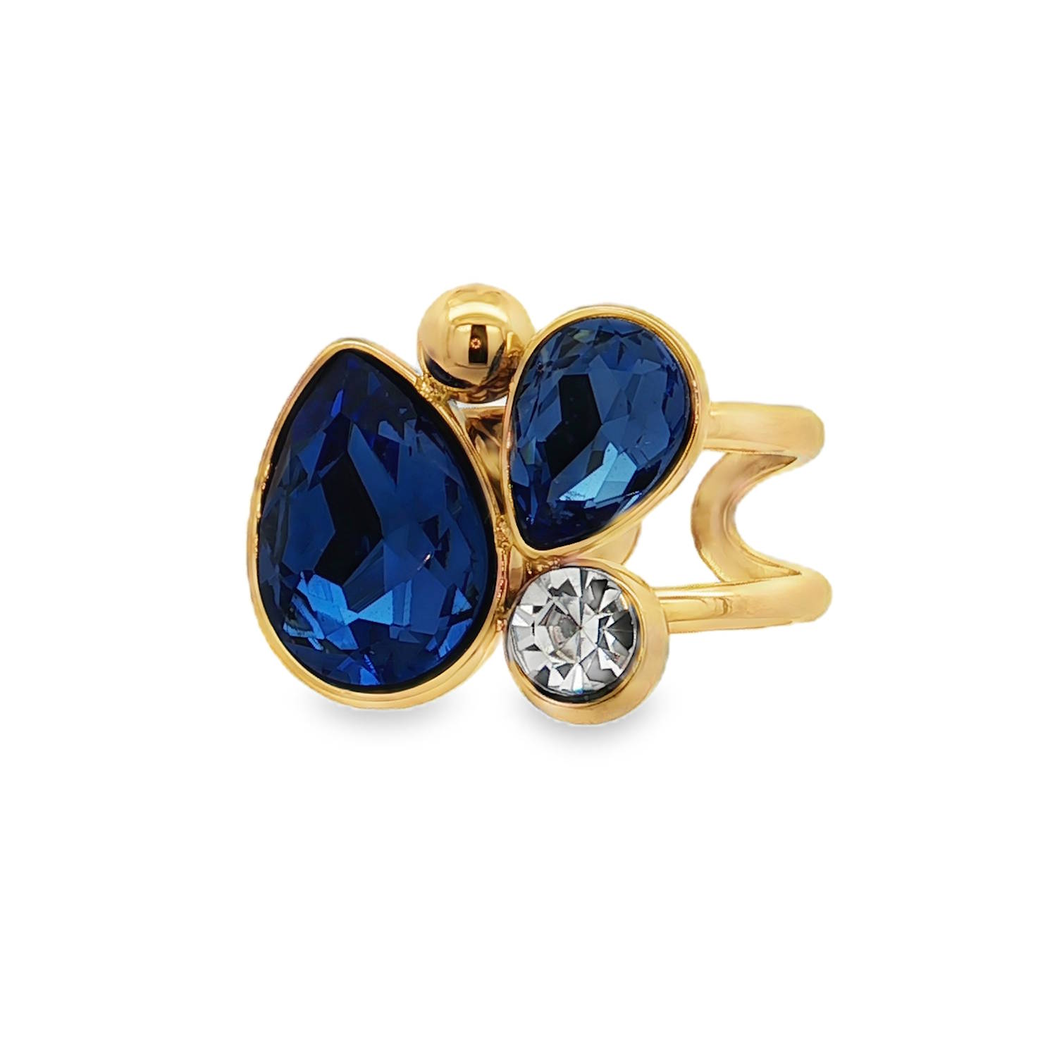 Découvrez cette bague multi-pierres captivante en acier doré, ornée de cristaux bleus taille poire à éclat brillant.<br/>La profondeur du bleu intense de la pierre promet un éclat exceptionnel.<br/>La taille, le polissage et la symétrie de qualité 'excellent' assurent une brillance et une dispersion de la lumière optimales.<br/>Cette bague allie l'élégance classique à une touche de modernité.<br/>Taille ajustable. Goutte Ovale Strass Adolescent Adulte Femme Fille Indémodable Découvrez cette bague multi-pierres captivante en acier doré, ornée de cristaux bleus taille poire à éclat brillant.<br/>La profondeur du bleu intense de la pierre promet un éclat exceptionnel.<br/>La taille, le polissage et la symétrie de qualité 'excellent' assurent une brillance et une dispersion de la lumière optimales.<br/>Cette bague allie l'élégance classique à une touche de modernité.<br/>Taille ajustable. Goutte Ovale Strass Adolescent Adulte Femme Fille Indémodable