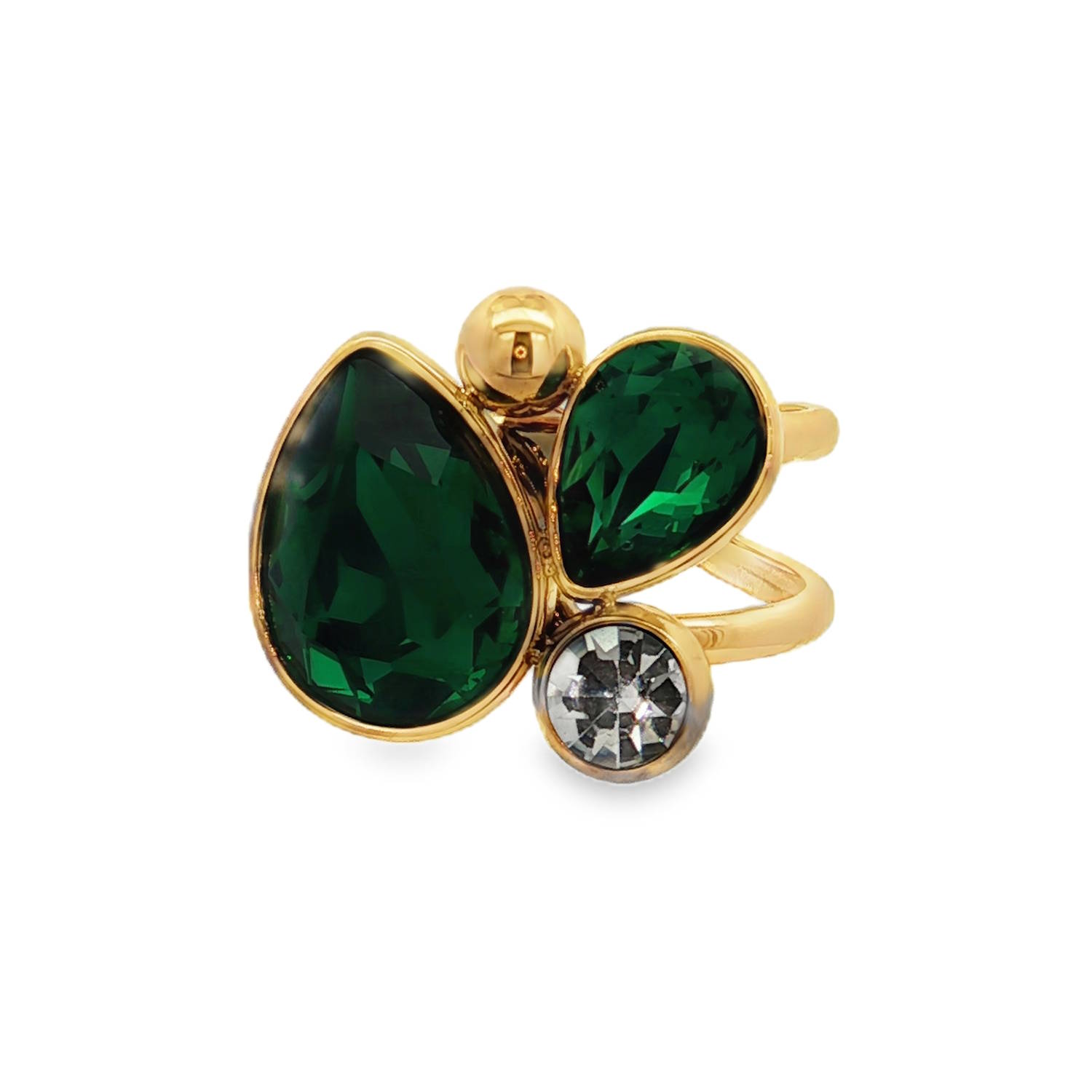Arborez une élégance audacieuse avec cette bague cocktail en acier doré.<br/>Un magnifique cristal de taille poire, taillé en cabochon, trône avec fierté, irradiant une splendeur vert intense.<br/>L'agencement sophistiqué met en valeur la brillance et la transparence de la pierre, offrant un éclat incomparable à cette pièce unique.<br/>Taille ajustable. Goutte Ovale Strass Adolescent Adulte Femme Fille Indémodable Arborez une élégance audacieuse avec cette bague cocktail en acier doré.<br/>Un magnifique cristal de taille poire, taillé en cabochon, trône avec fierté, irradiant une splendeur vert intense.<br/>L'agencement sophistiqué met en valeur la brillance et la transparence de la pierre, offrant un éclat incomparable à cette pièce unique.<br/>Taille ajustable. Goutte Ovale Strass Adolescent Adulte Femme Fille Indémodable