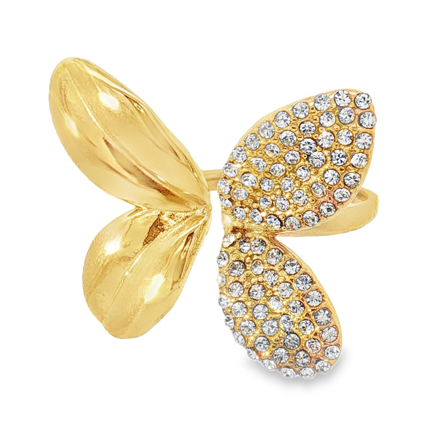 Arborez une élégance audacieuse avec cette bague cocktail, sculptée en acier doré rayonnant.<br/>Son design papillon, serti de strass taille brillant, évoque un jardin secret illuminé par le soleil.<br/>Cette pièce unique, reflet d'un savoir-faire exceptionnel, sublimera votre main d'une touche de luxe et de sophistication.<br/>Taille ajustable. Papillon Strass Adolescent Adulte Animaux Femme Fille Indémodable Nature Arborez une élégance audacieuse avec cette bague cocktail, sculptée en acier doré rayonnant.<br/>Son design papillon, serti de strass taille brillant, évoque un jardin secret illuminé par le soleil.<br/>Cette pièce unique, reflet d'un savoir-faire exceptionnel, sublimera votre main d'une touche de luxe et de sophistication.<br/>Taille ajustable. Papillon Strass Adolescent Adulte Animaux Femme Fille Indémodable Nature