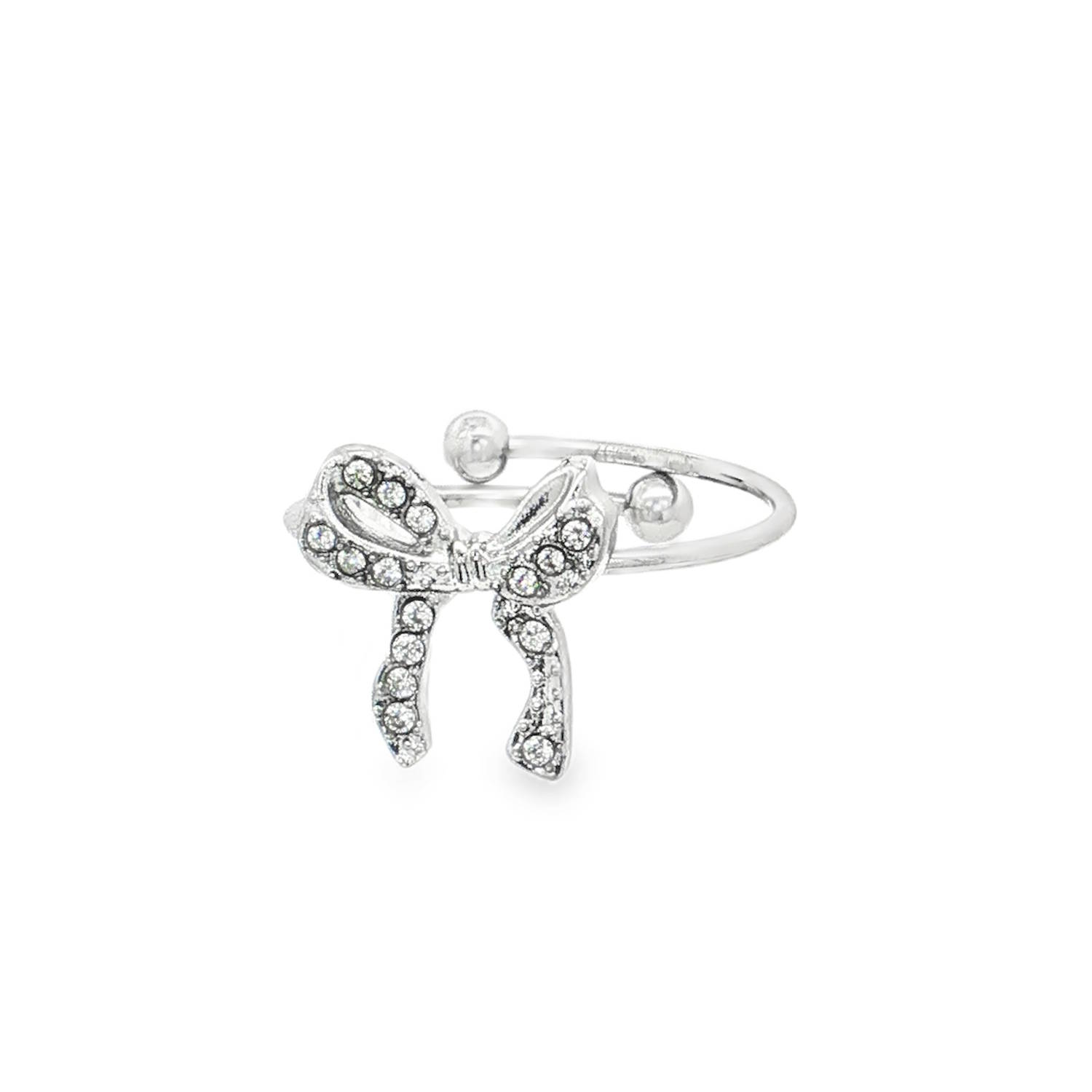 Apportez une touche de féminité et de raffinement à votre main avec cette bague délicate. Alliant la robustesse de l'acier à la finesse d'un design romantique, ce bijou est l'accessoire parfait pour sublimer vos tenues quotidiennes ou compléter une allure de soirée.<br/>Un magnifique nœud stylisé, symbole d'élégance et de lien, minutieusement travaillé.<br/>Le nœud est entièrement pavé de cristaux scintillants qui capturent la lumière à chaque mouvement.<br/>Sa structure ajustable permet de l'adapter facilement à toutes les morphologies de doigts. Noeud Strass Adolescent Adulte Femme Fille Indémodable Apportez une touche de féminité et de raffinement à votre main avec cette bague délicate. Alliant la robustesse de l'acier à la finesse d'un design romantique, ce bijou est l'accessoire parfait pour sublimer vos tenues quotidiennes ou compléter une allure de soirée.<br/>Un magnifique nœud stylisé, symbole d'élégance et de lien, minutieusement travaillé.<br/>Le nœud est entièrement pavé de cristaux scintillants qui capturent la lumière à chaque mouvement.<br/>Sa structure ajustable permet de l'adapter facilement à toutes les morphologies de doigts. Noeud Strass Adolescent Adulte Femme Fille Indémodable