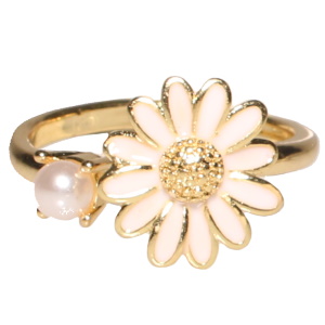 Bague en métal doré sertie d'une perle d'imitation et surmontée d'une fleur rotative pavée d'émail blanc. Bague anti stress avec un objet rotatif pour soulager l'anxiété et le stress. Taille ajustable.