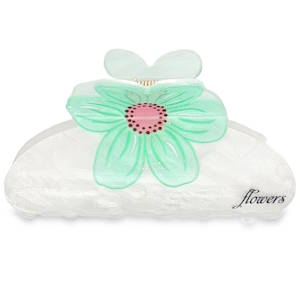 Cette pince à cheveux dégage un style printanier et rafraîchissant. La base présente une texture blanche givrée et pailletée, offrant un éclat discret et élégant qui accroche la lumière. Elle est ornée d'une fleur de couleur vert menthe translucide. Le cœur de la fleur est d'un rose doux, entouré de petits points foncés qui rappellent les pistils naturels.