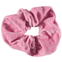 Chouchou élastique pour cheveux en velours de couleur rose.