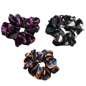 Chouchou élastique pour cheveux en textile satiné de couleur avec motifs. 3 coloris différents. Vendu à l'unité. Votre préférence en commentaire.
